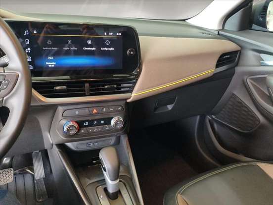 CHEVROLET-TRACKER-2025