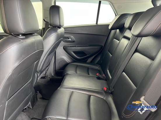 CHEVROLET-TRACKER-2018