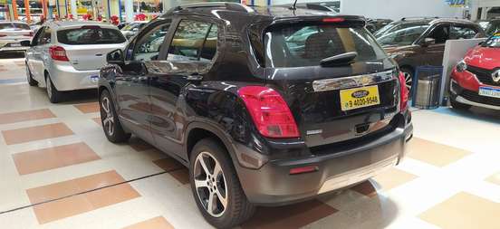CHEVROLET-TRACKER-2015