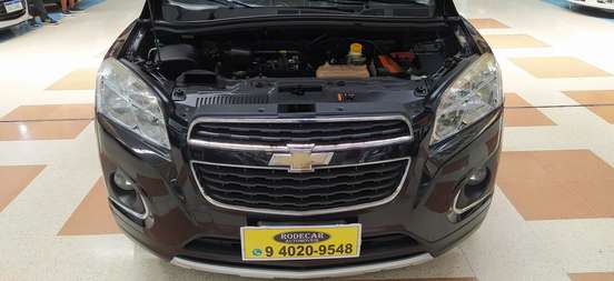 CHEVROLET-TRACKER-2015