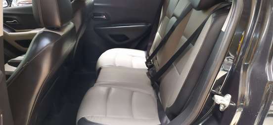 CHEVROLET-TRACKER-2015
