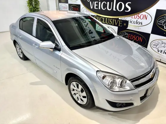 CHEVROLET VECTRA 2.0 MPFI EXPRESSION 8V 140CV FLEX 4P MANUAL