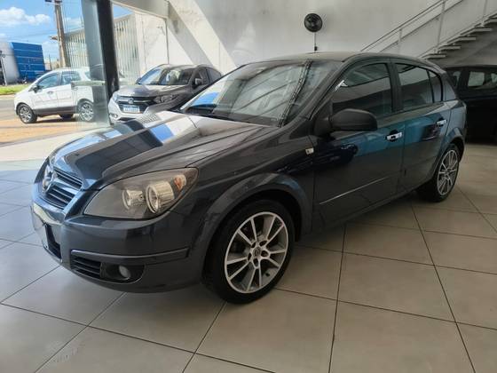 CHEVROLET VECTRA 2.0 MPFI GT-X HATCH 8V FLEX 4P MANUAL