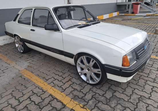 CHEVROLET-CHEVETTE-1.6 SL 8V ÁLCOOL 2P MANUAL CHEVROLET-CHEVETTE-1988