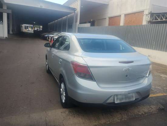 CHEVROLET-PRISMA-2015