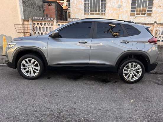 CHEVROLET-TRACKER-2024