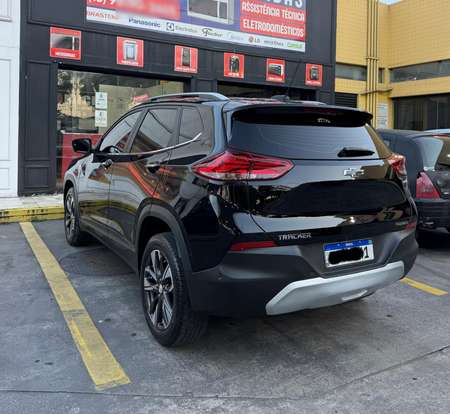 CHEVROLET-TRACKER-2021