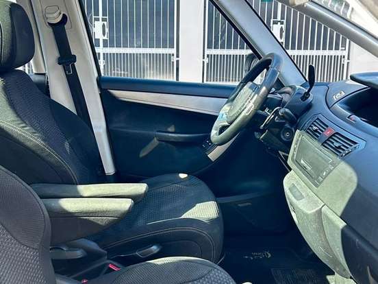 CITROËN-C4 PICASSO-2.0 LA LUNA 16V GASOLINA 4P AUTOMÁTICO CITROËN-C4 PICASSO-2012