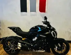 DUCATI DIAVEL V4 DUCATI DIAVEL V4