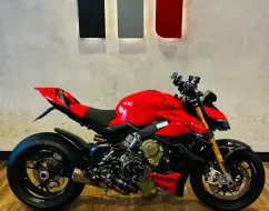 DUCATI STREETFIGHTER V4 S DUCATI STREETFIGHTER V4 S