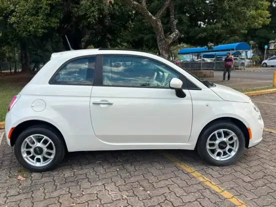 FIAT-500-2011