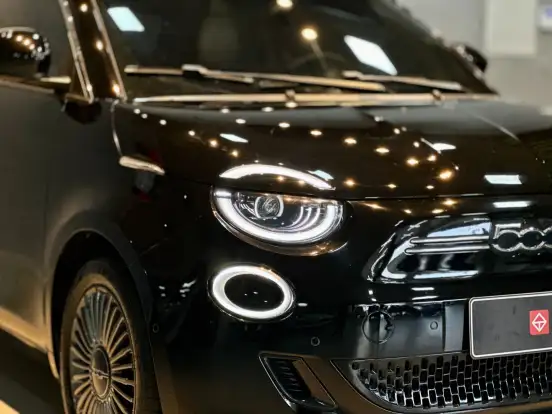 FIAT-500e-2021