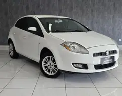 FIAT BRAVO 1.8 ESSENCE 16V FLEX 4P AUTOMATIZADO FIAT BRAVO 1.8 ESSENCE 16V FLEX 4P AUTOMATIZADO