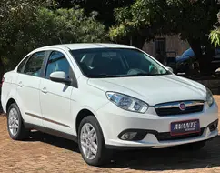 FIAT GRAND SIENA 1.6 MPI ESSENCE 16V FLEX 4P MANUAL FIAT GRAND SIENA 1.6 MPI ESSENCE 16V FLEX 4P MANUAL