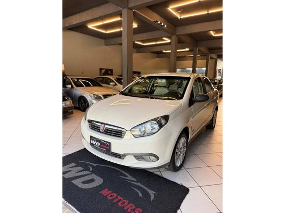 FIAT GRAND SIENA 1.6 MPI ESSENCE 16V FLEX 4P MANUAL