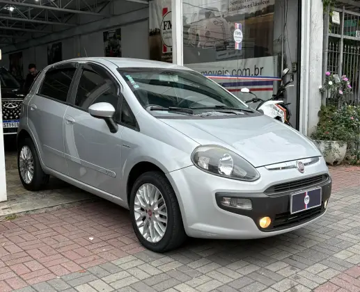 FIAT PUNTO 1.6 ESSENCE 16V FLEX 4P AUTOMATIZADO FIAT PUNTO 1.6 ESSENCE 16V FLEX 4P AUTOMATIZADO