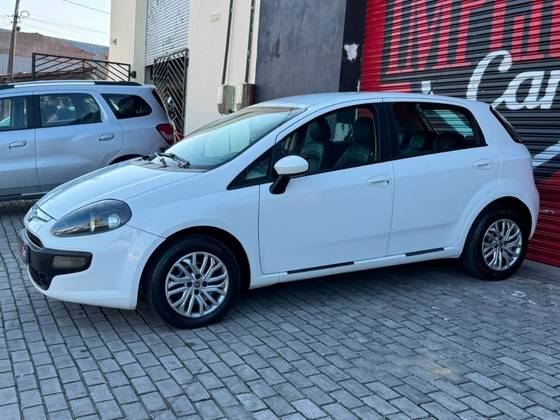 FIAT PUNTO 1.4 ATTRACTIVE 8V FLEX 4P MANUAL