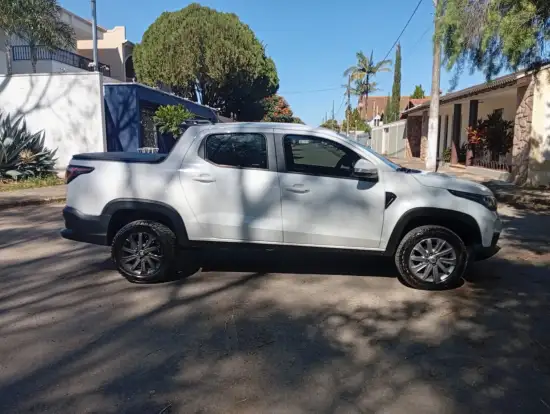 FIAT-STRADA-2022