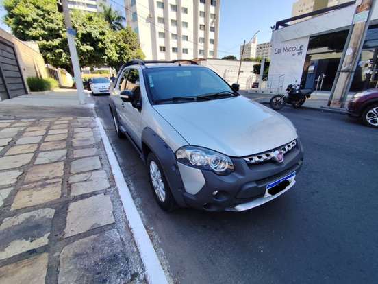 FIAT-STRADA-1.8 MPI ADVENTURE CD 16V FLEX 3P MANUAL FIAT-STRADA-2014
