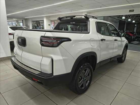 FIAT-TORO-1.3 TURBO 270 FLEX ENDURANCE AT6 FIAT-TORO-2025