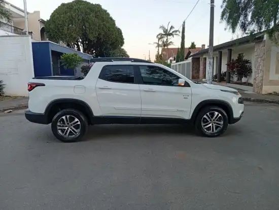 FIAT-TORO-2018