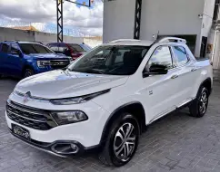 FIAT TORO 2.0 16V TURBO DIESEL VOLCANO 4WD AT9 FIAT TORO 2.0 16V TURBO DIESEL VOLCANO 4WD AT9