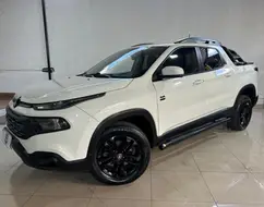 FIAT TORO 2.0 16V TURBO DIESEL FREEDOM 4WD AT9 FIAT TORO 2.0 16V TURBO DIESEL FREEDOM 4WD AT9
