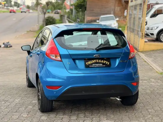 FORD-FIESTA-2015