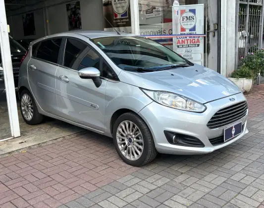 FORD FIESTA 1.6 TITANIUM HATCH 16V FLEX 4P POWERSHIFT