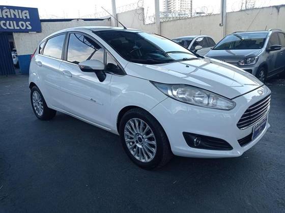 FORD FIESTA 1.6 SE HATCH 16V FLEX 4P MANUAL
