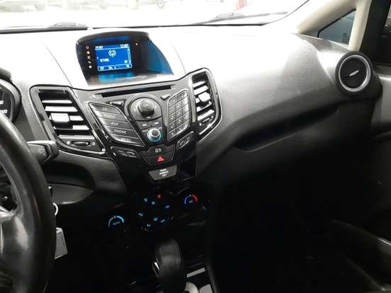 FORD-FIESTA-2013