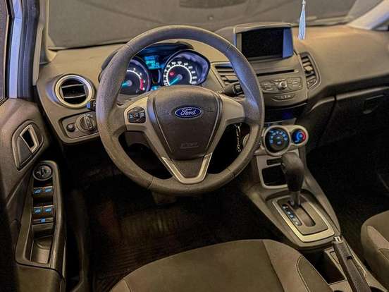 FORD-FIESTA-1.6 TI-VCT FLEX SE PLUS POWERSHIFT FORD-FIESTA-2018