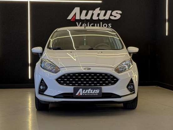 FORD-FIESTA-2018