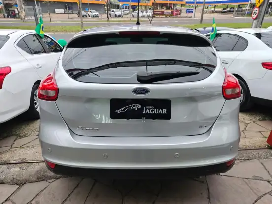 FORD-FOCUS-2016