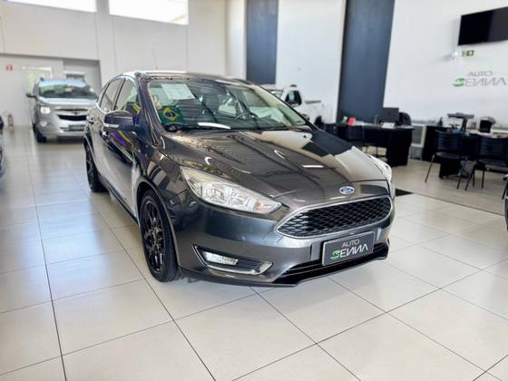 FORD FOCUS 2.0 SE PLUS 16V FLEX 4P POWERSHIFT