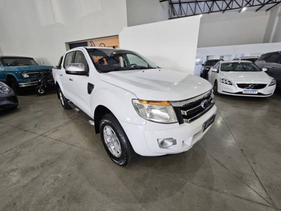 FORD RANGER 2.5 XLT 4X2 CD 16V FLEX 4P MANUAL