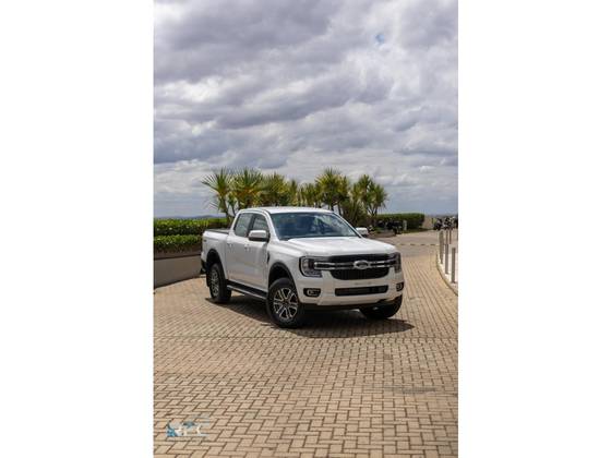 FORD RANGER 3.0 V6 TURBO DIESEL CD XLT 4X4 AUTOMÁTICO