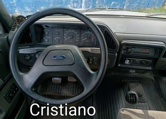 FORD-F-1000-1995