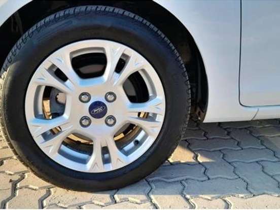 FORD-FIESTA-1.5 SE HATCH 16V FLEX 4P MANUAL FORD-FIESTA-2013