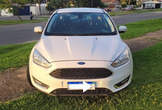 FORD FOCUS 1.6 SE PLUS 16V FLEX 4P MANUAL