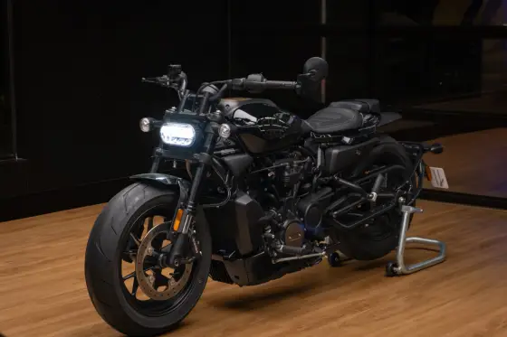 HARLEY-DAVIDSON SPORTSTER S 