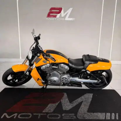 HARLEY-DAVIDSON-V-ROD MUSCLE-2012