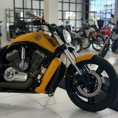 HARLEY-DAVIDSON-V-ROD MUSCLE HARLEY-DAVIDSON-V-ROD MUSCLE-2012