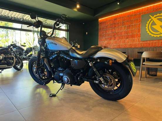 HARLEY-DAVIDSON-SPORTSTER XL 883N IRON-2014