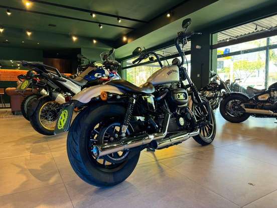 HARLEY-DAVIDSON-SPORTSTER XL 883N IRON HARLEY-DAVIDSON-SPORTSTER XL 883N IRON-2014