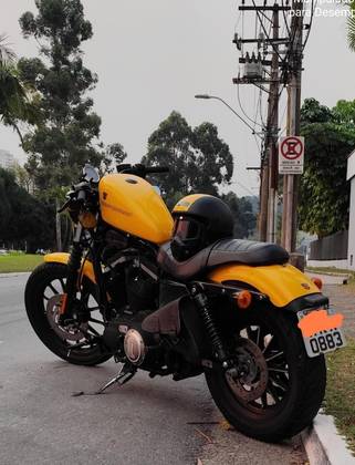 HARLEY-DAVIDSON SPORTSTER XL 883N IRON 