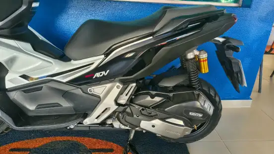 HONDA-ADV-2021