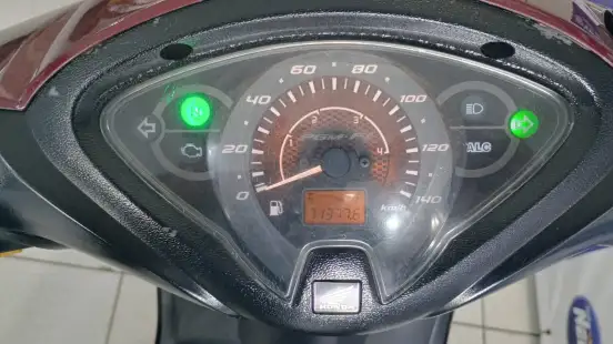 HONDA-BIZ 125 EX-2011