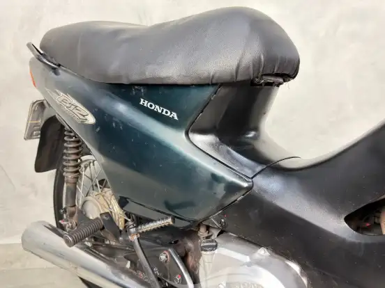 HONDA-C 100 BIZ ES HONDA-C 100 BIZ ES-2005
