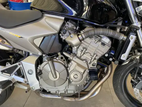 HONDA-CB 600F HORNET HONDA-CB 600F HORNET-2005